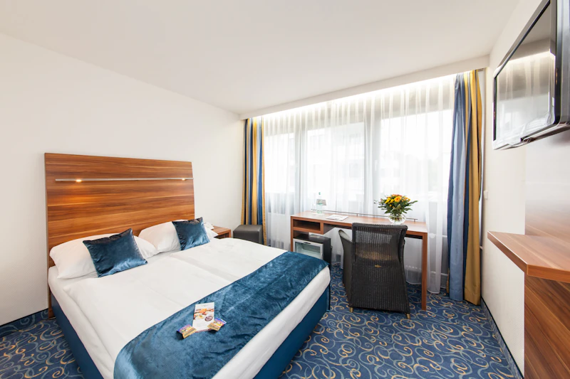 Zimmer mit Französischem Bett - Novum Hotel Strohgäu Korntal